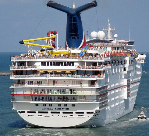 Круизный лайнер Carnival Sensation